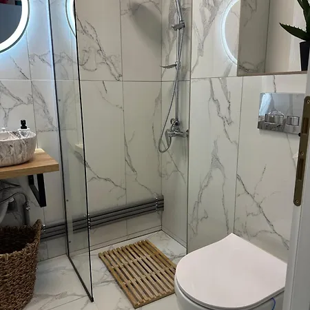 רסיטה 1 Room Apartment- Self Check In 24H מראה חיצוני תמונה