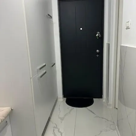 רסיטה 1 Room Apartment- Self Check In 24H מראה חיצוני תמונה
